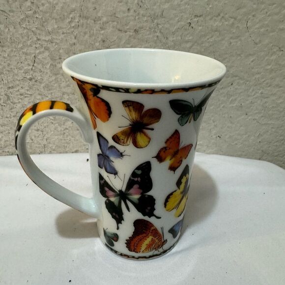 Paul Cardew Butterflies coffee/ tea mug - Picture 4 of 8